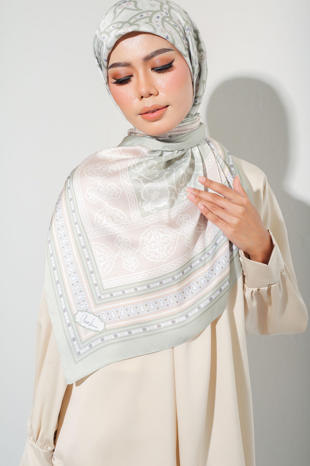SQUARE ZARELA PRINTED
