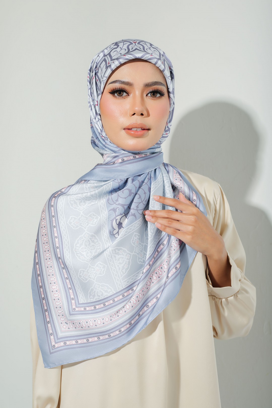 SQUARE ZARELA PRINTED
